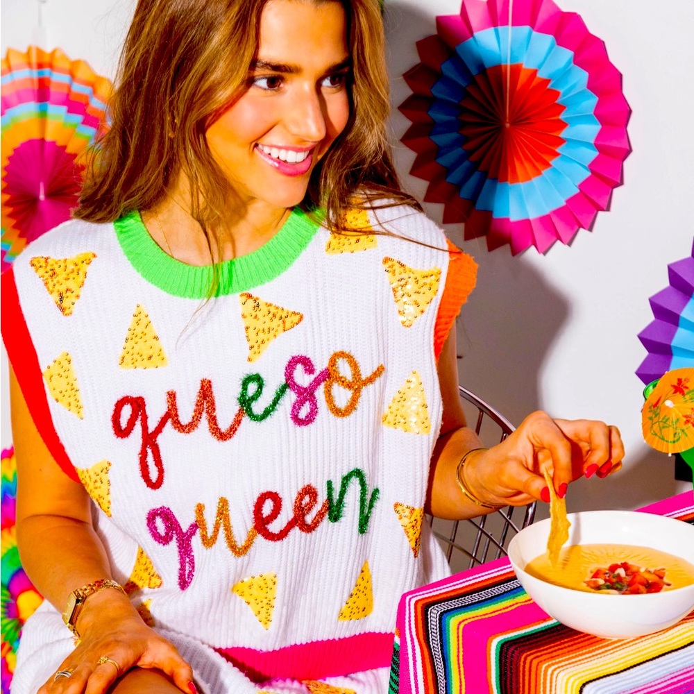 QUEEN OF SPARKLES nwt QUESO QUEEN Sweater Vest Top S